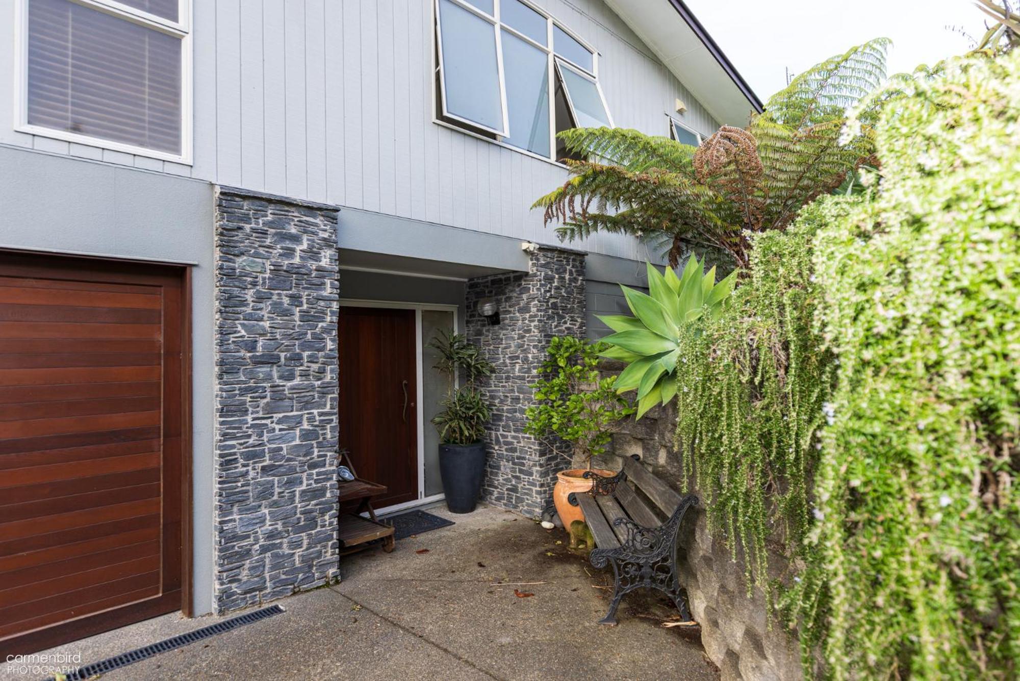 Funky Beach House With Sea And Country Views Orewa Exterior foto